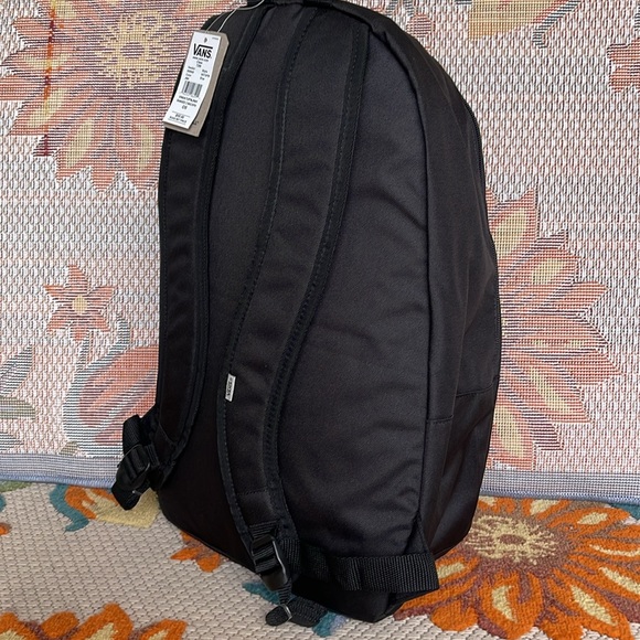 VANS Ranged 2 Backpack Black Women Casual School Student Bag  VN0A7UFNJNH
NWT - Picture 7 of 16